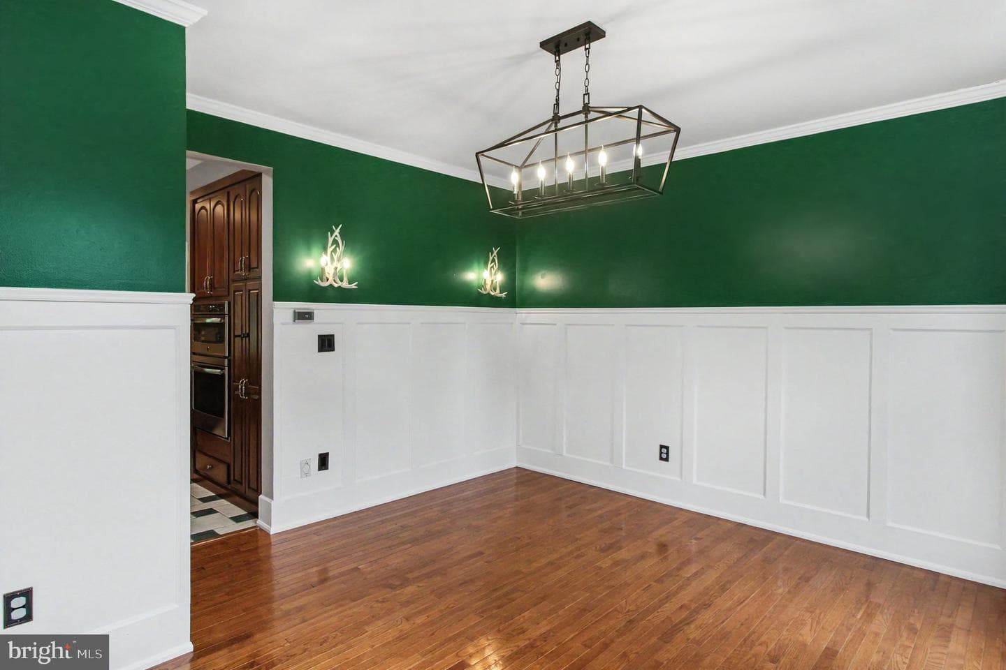 324 Martingale Circle photo 9