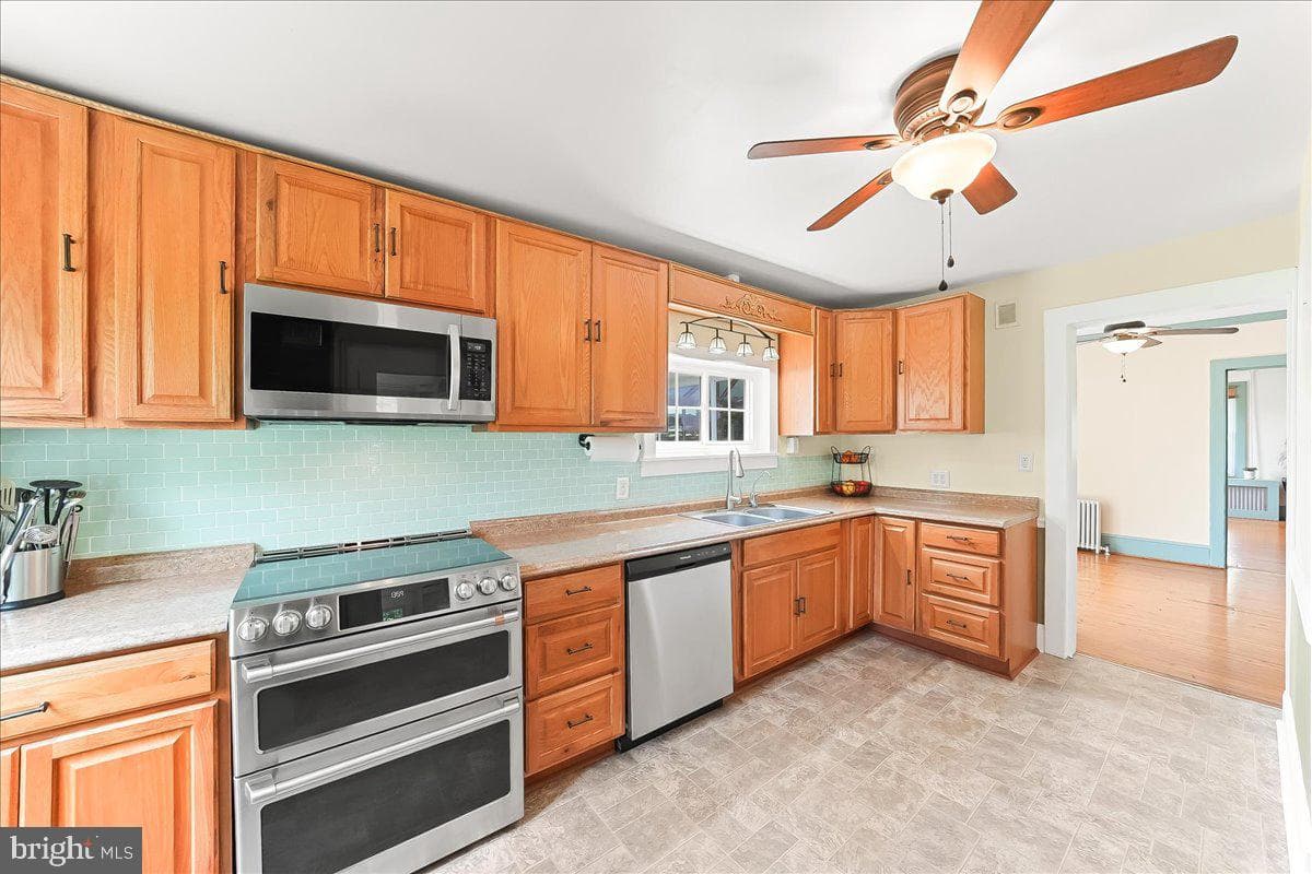 2499 Forge Road photo 17