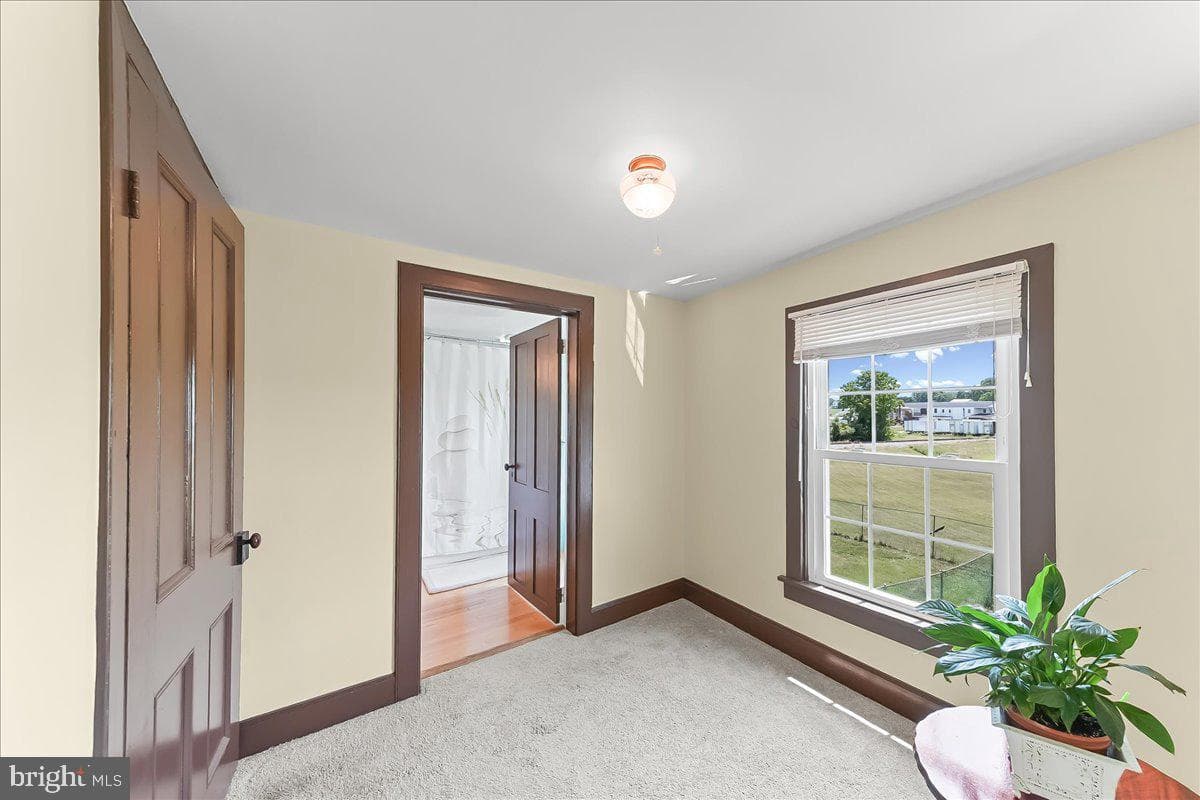 2499 Forge Road photo 26