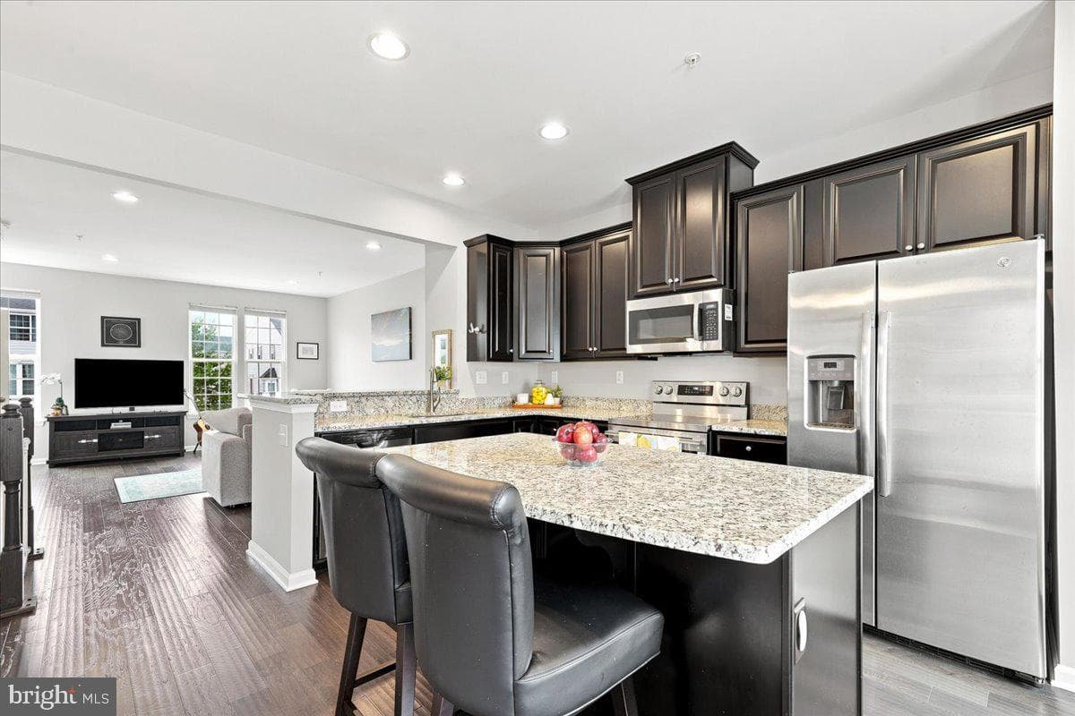 225 Ashburn Road photo 14