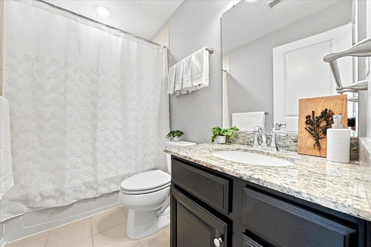 225 Ashburn Road photo 28