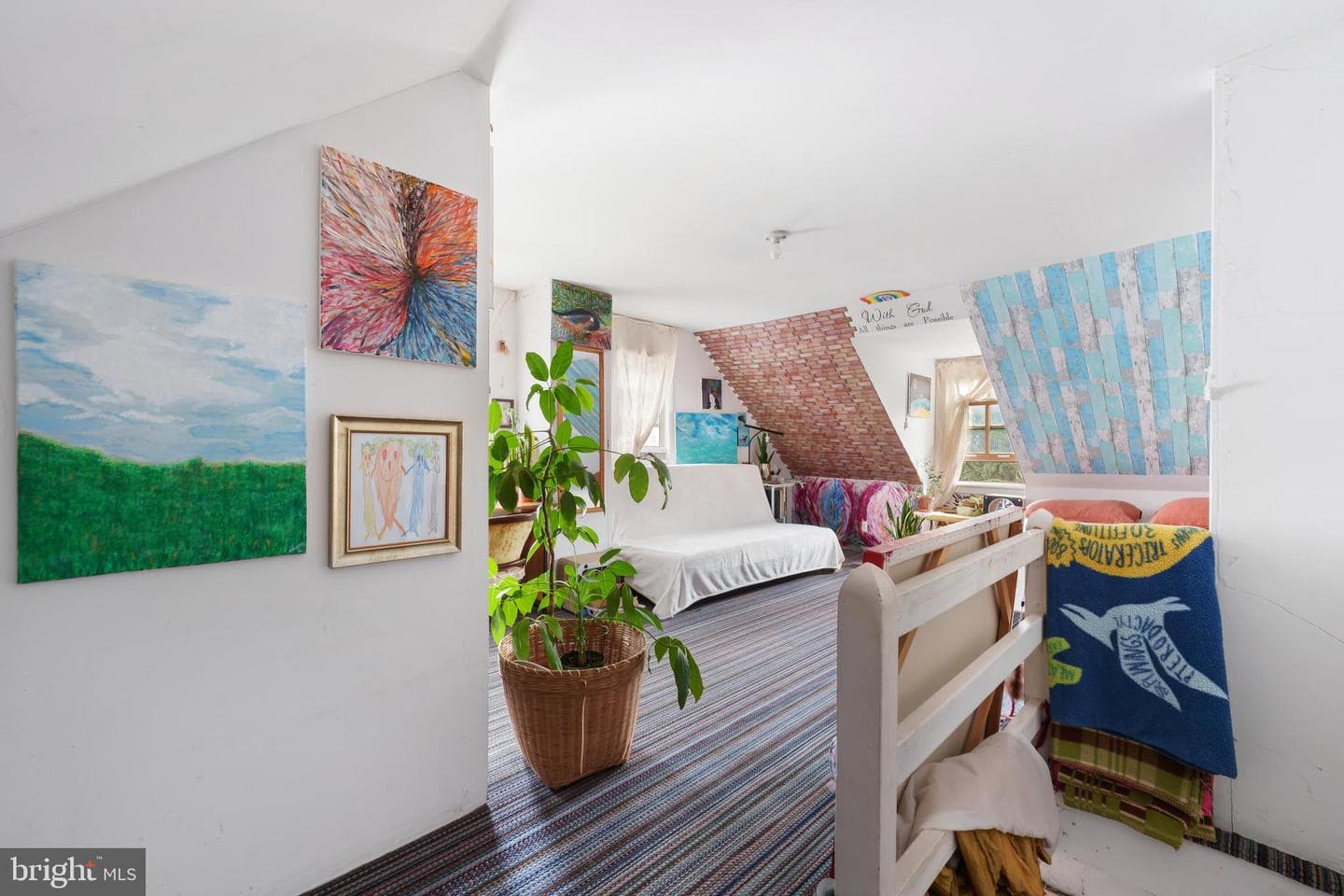 47 Walnut Avenue photo 23