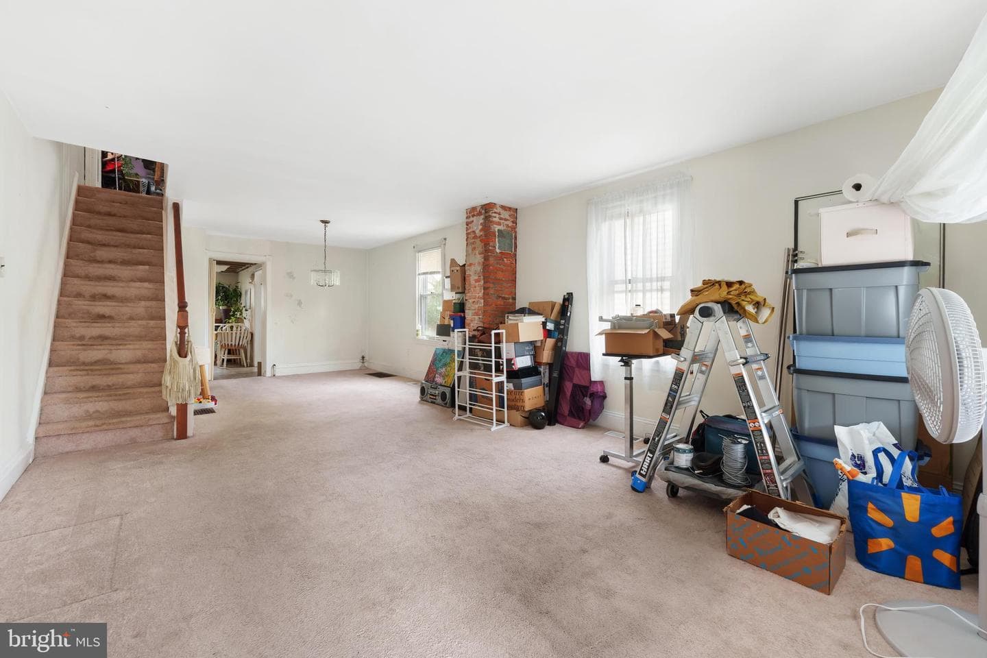47 Walnut Avenue photo 7