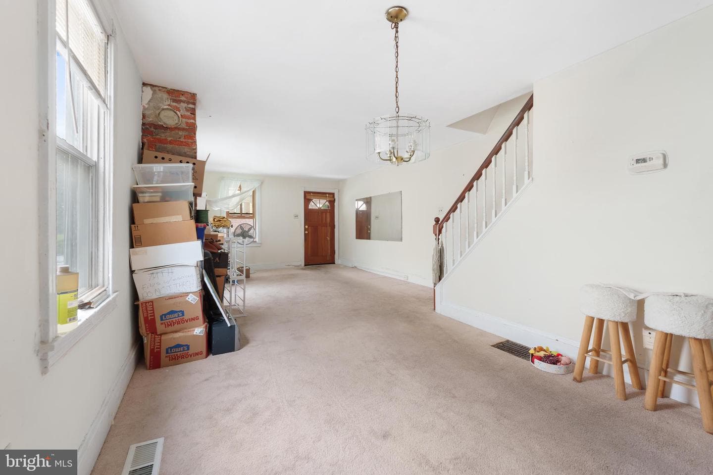 47 Walnut Avenue photo 8