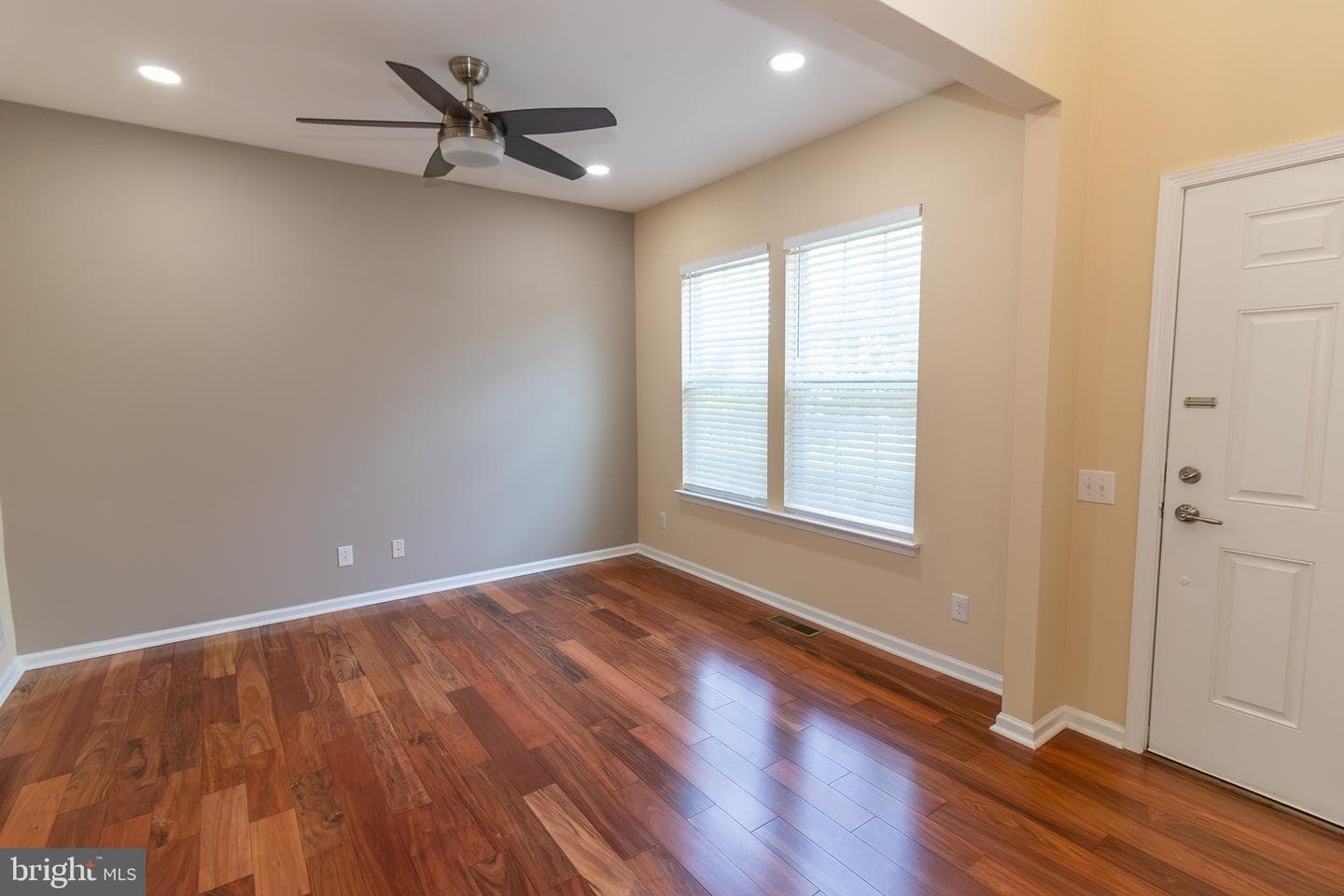 823 S Haines Circle photo 11