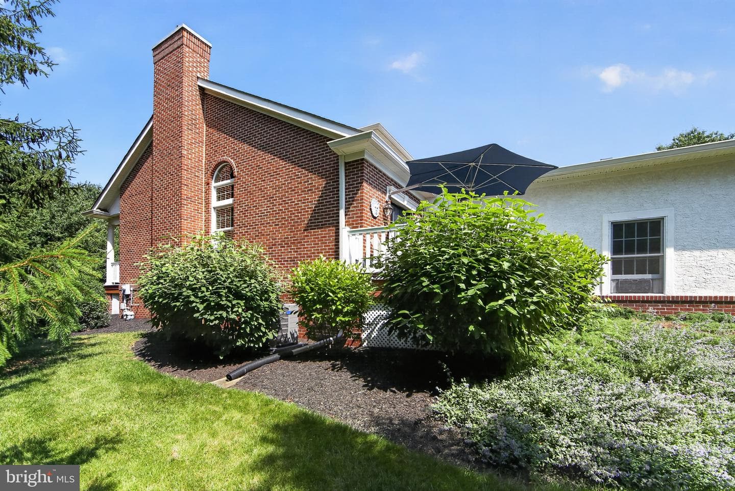 477 Fairmont Drive photo 14