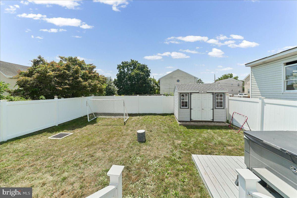 112 Dayton Street photo 30