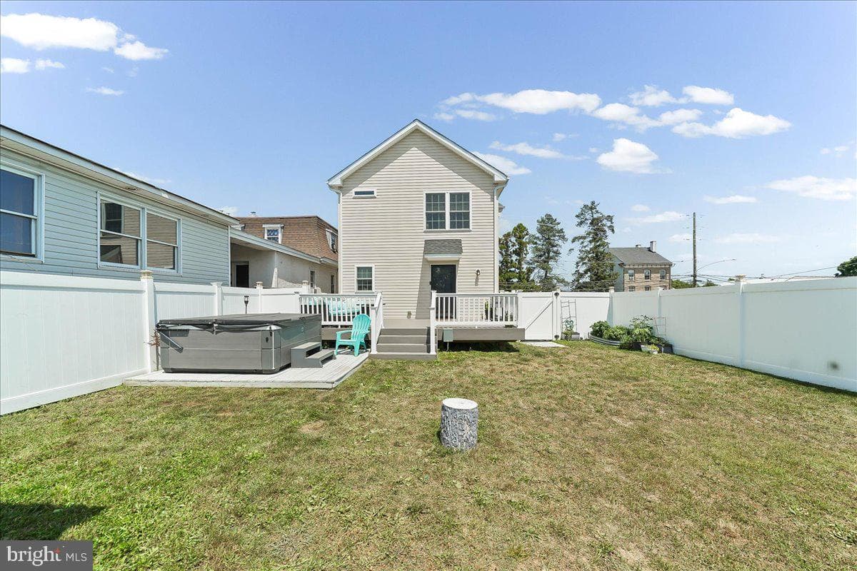 112 Dayton Street photo 31
