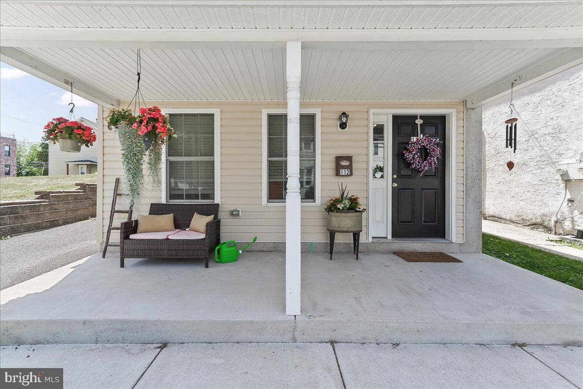 112 Dayton Street photo 4