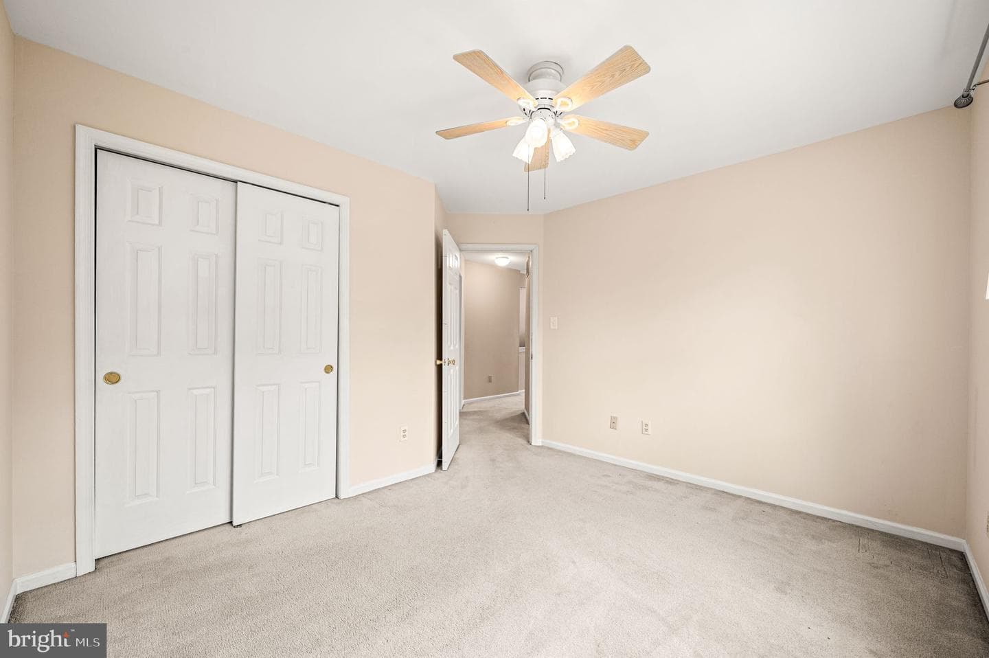 95 Greenview Drive photo 20