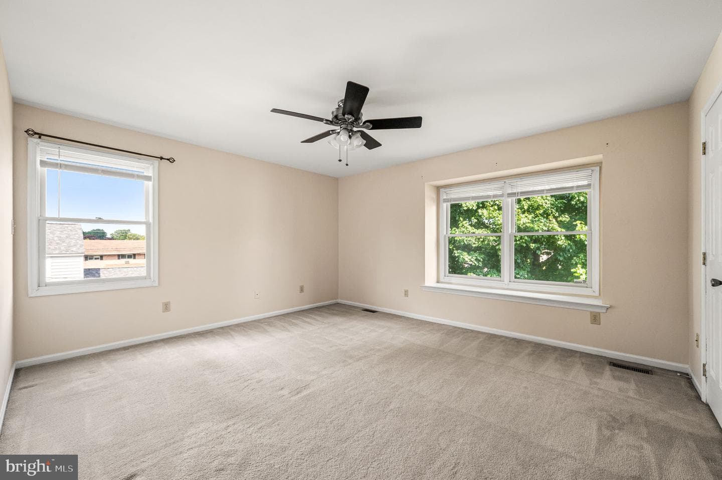95 Greenview Drive photo 22