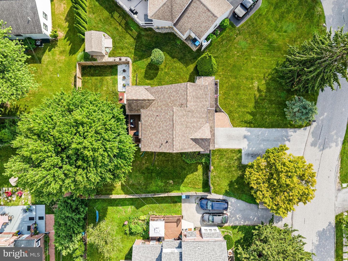 95 Greenview Drive photo 29