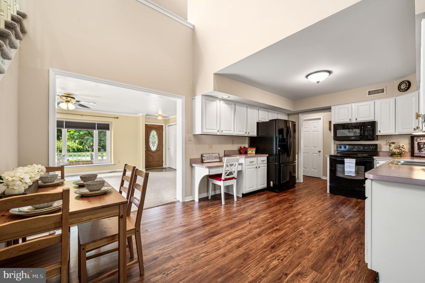 95 Greenview Drive photo 8