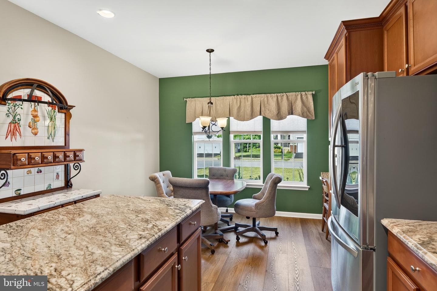 443 Hallman Ct photo 9