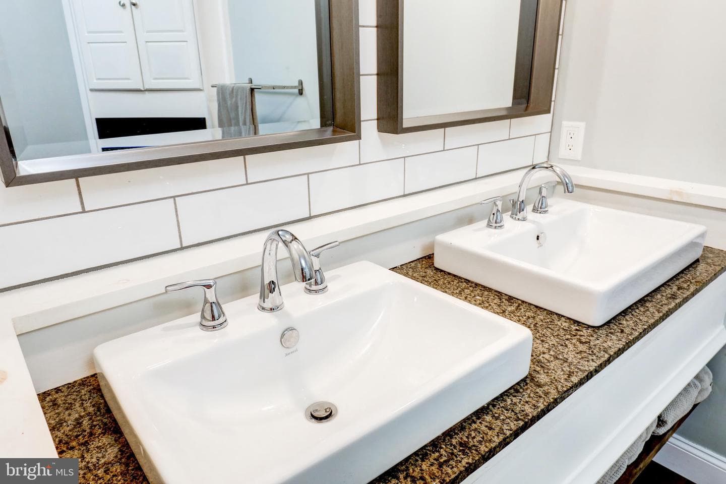 120 Monacy Road photo 47