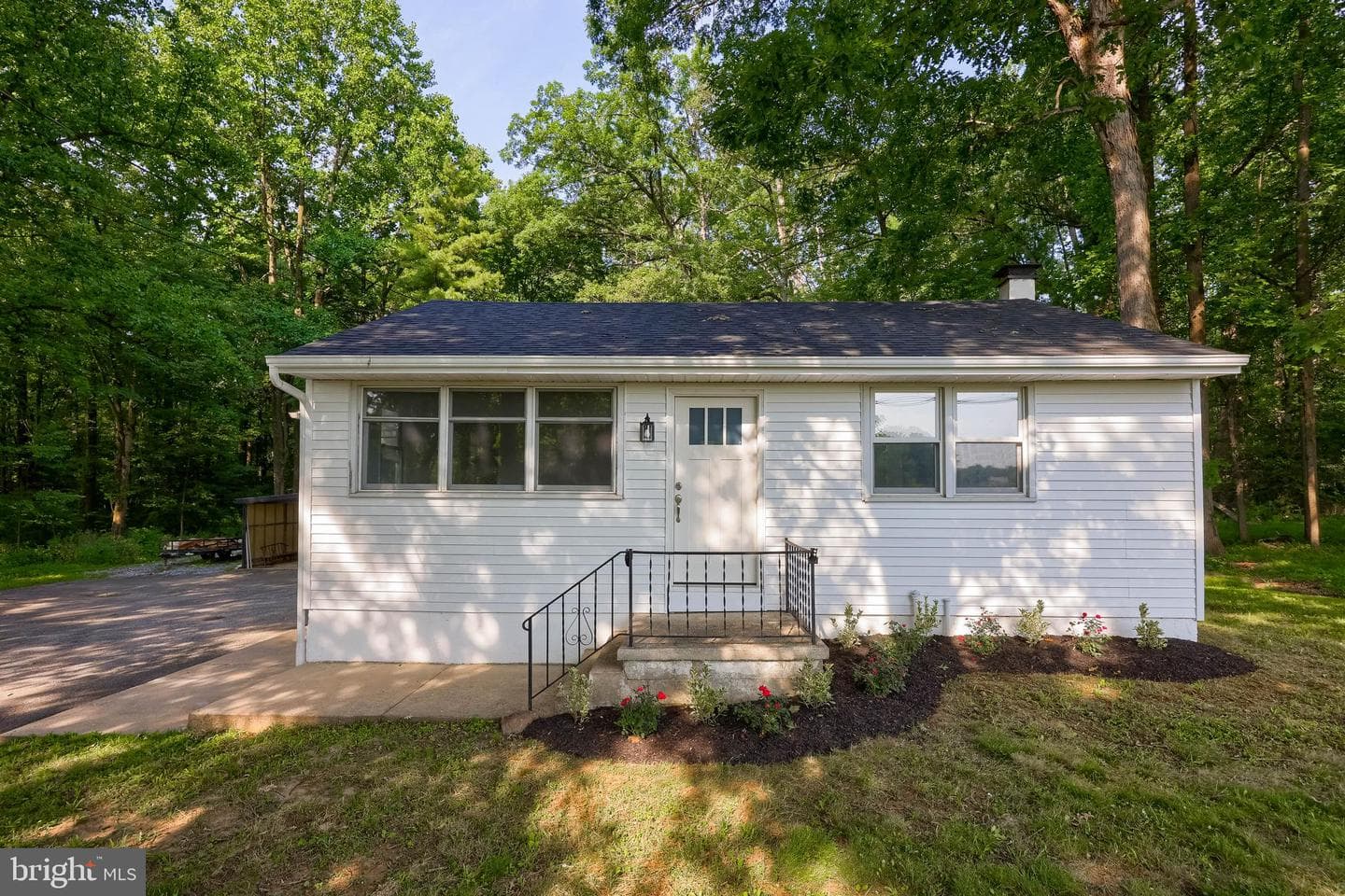 259 Compass Road photo 16