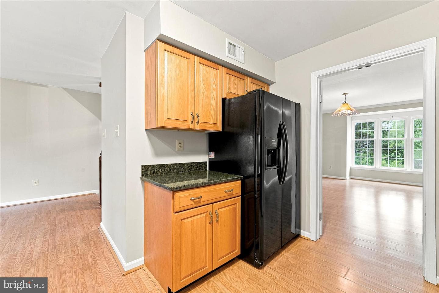 302 Brighton Circle photo 9