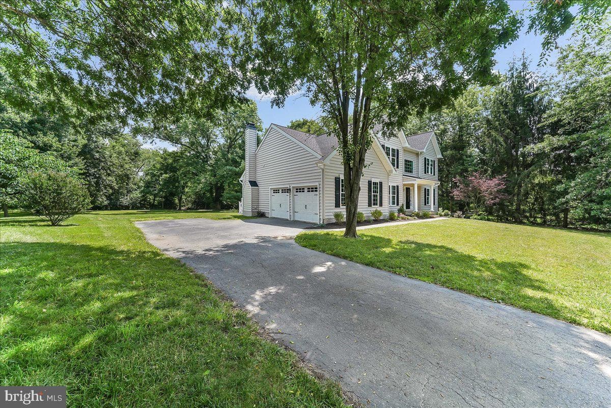 804 Waverly Road photo 10