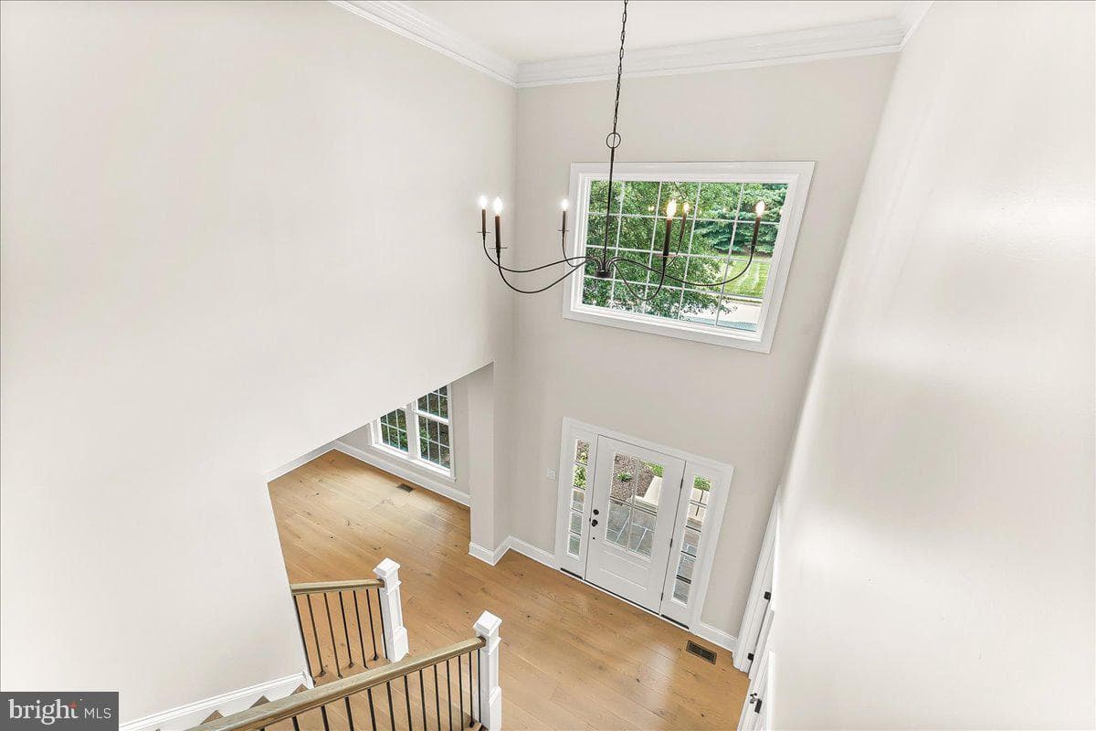 804 Waverly Road photo 13