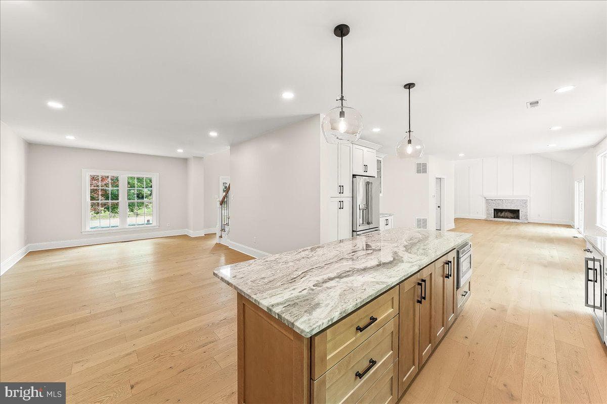 804 Waverly Road photo 23