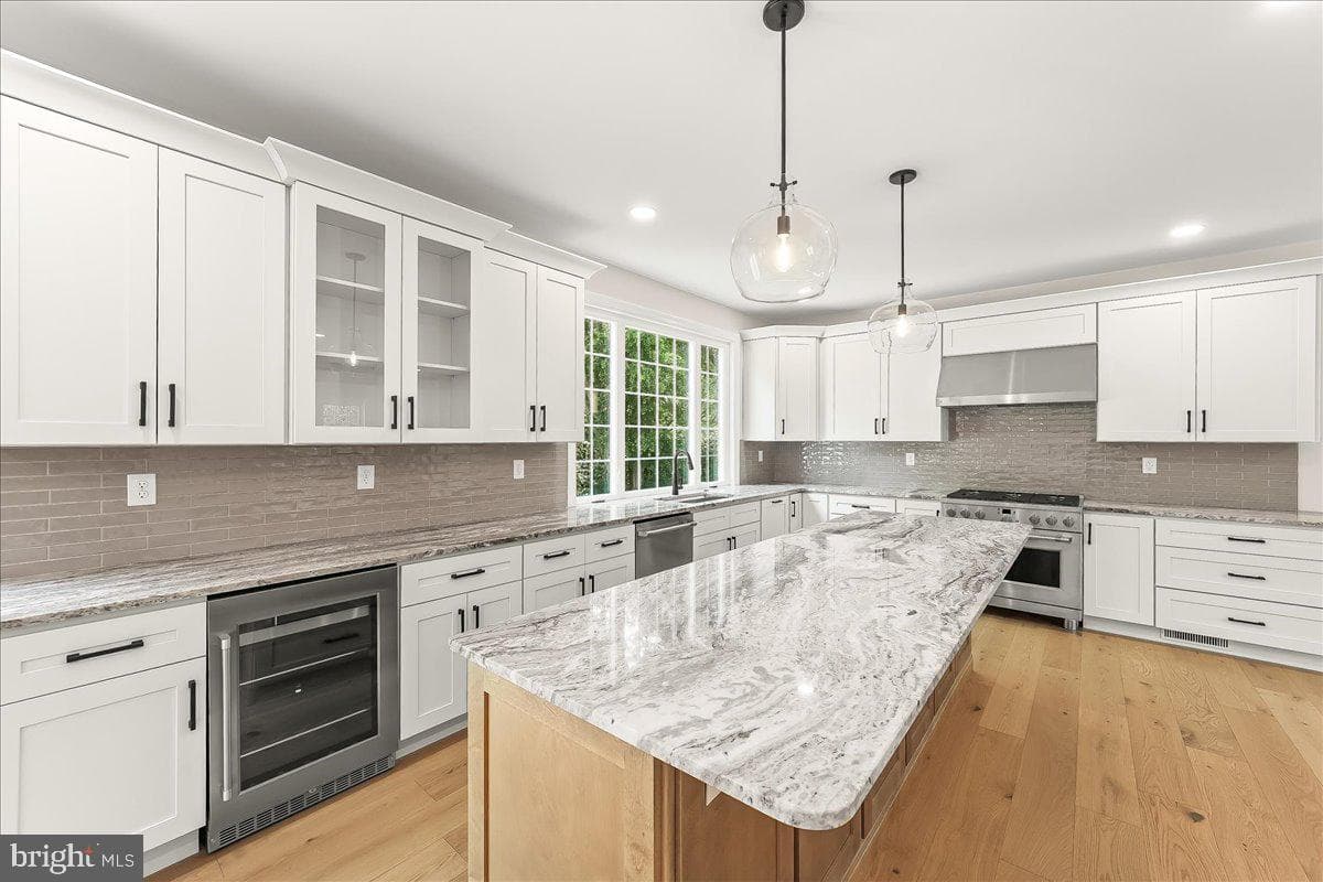 804 Waverly Road photo 24