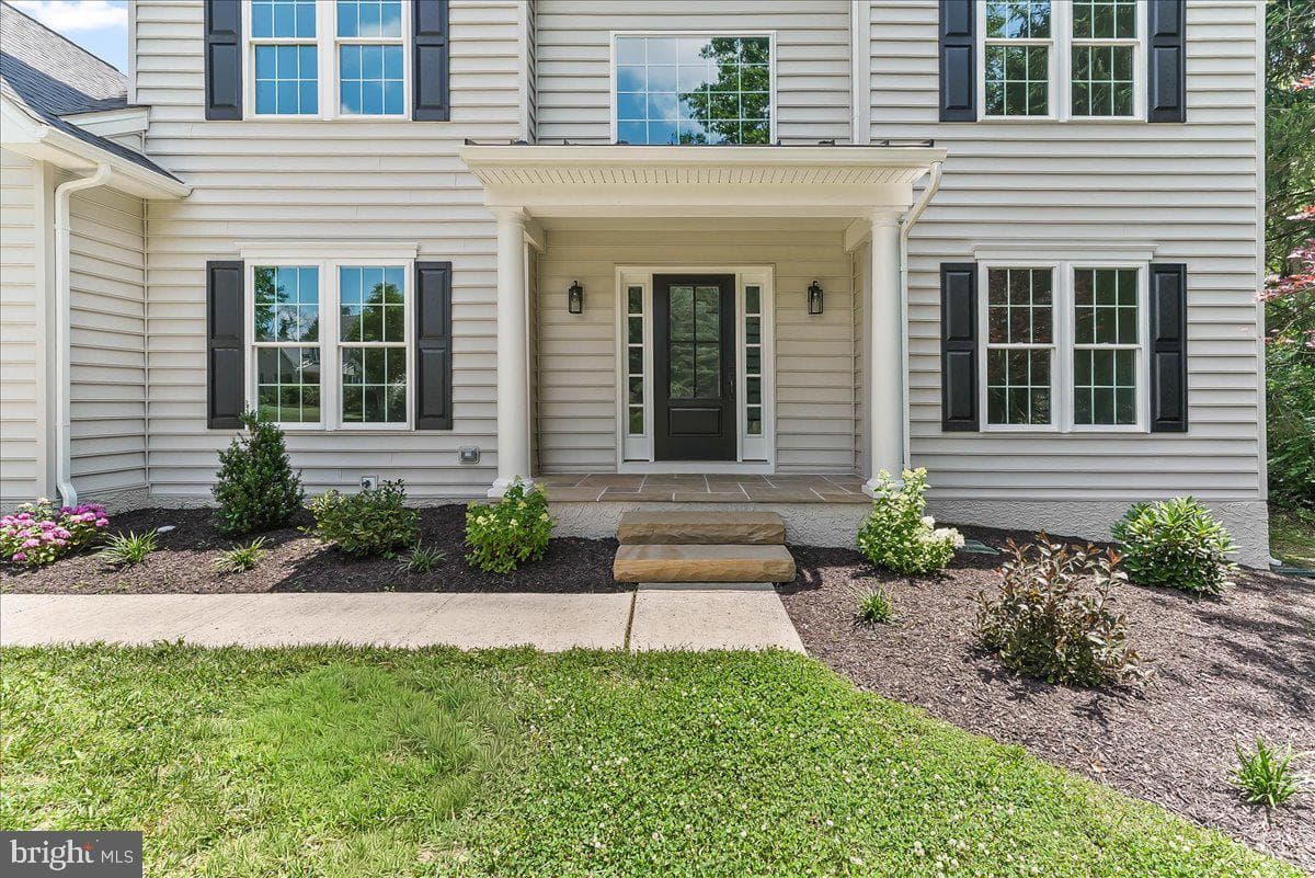 804 Waverly Road photo 7