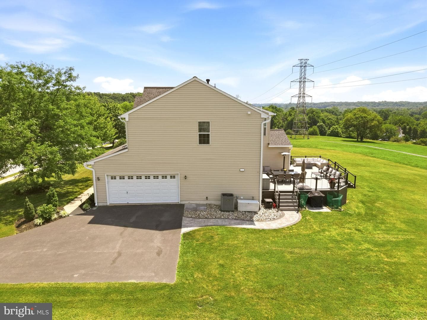 123 Riverside Lane photo 89