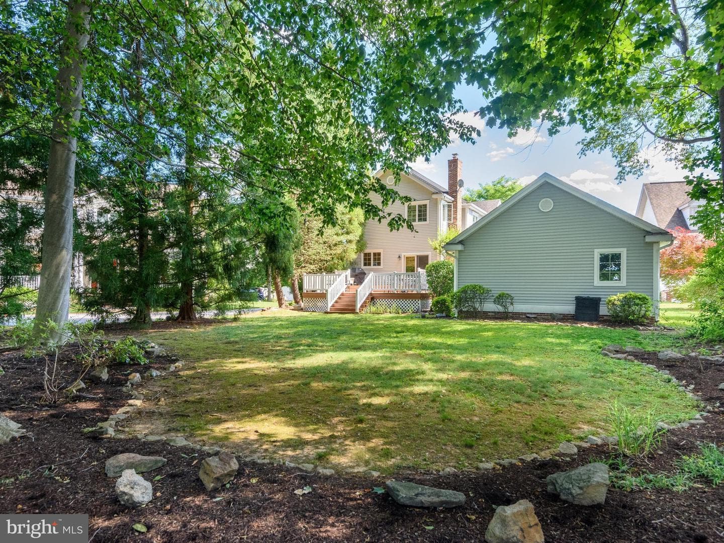 605 Huntington Drive photo 19