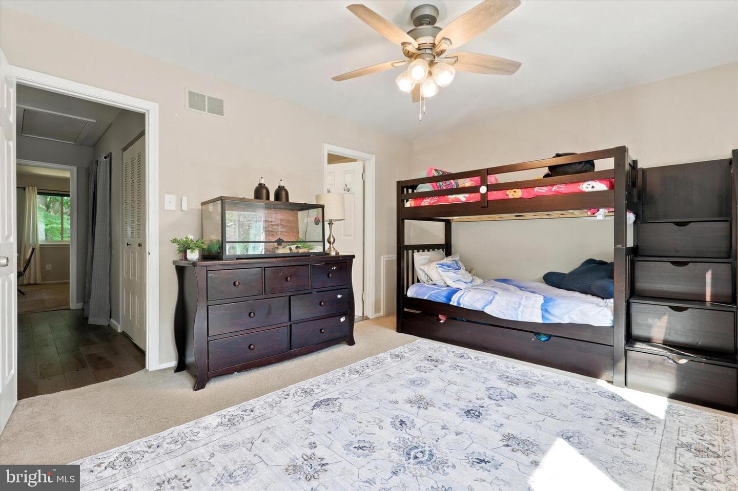 402 Curtis Court photo 19