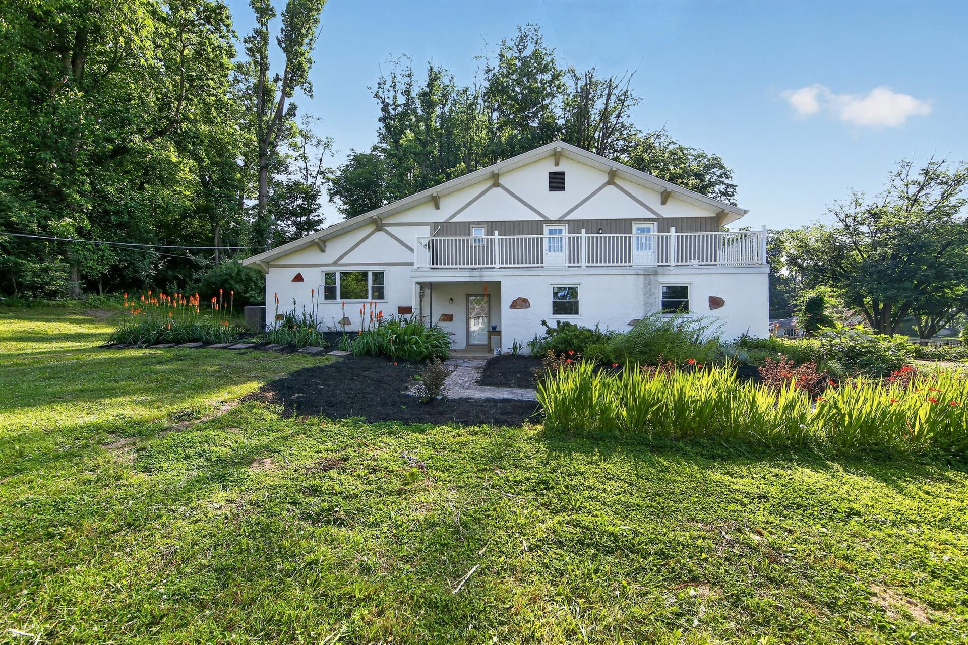 425 Westfield Drive photo 32