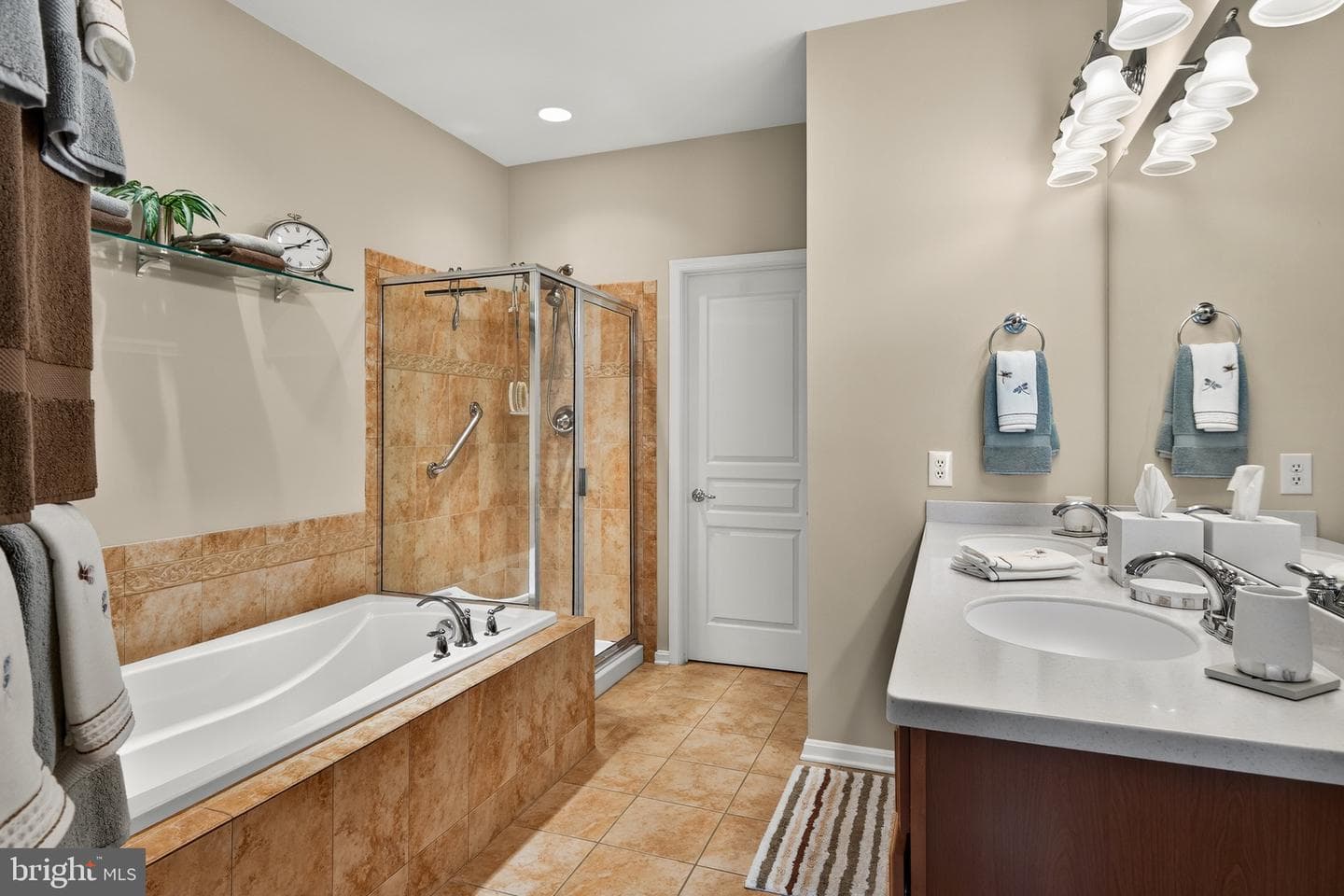226 N Caldwell Circle photo 32