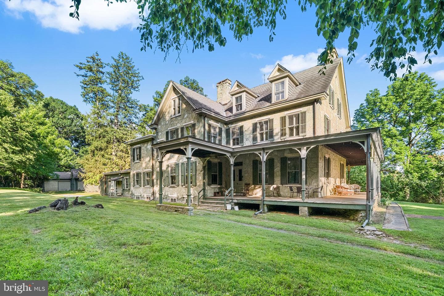 1231 Cheyney Road photo 3