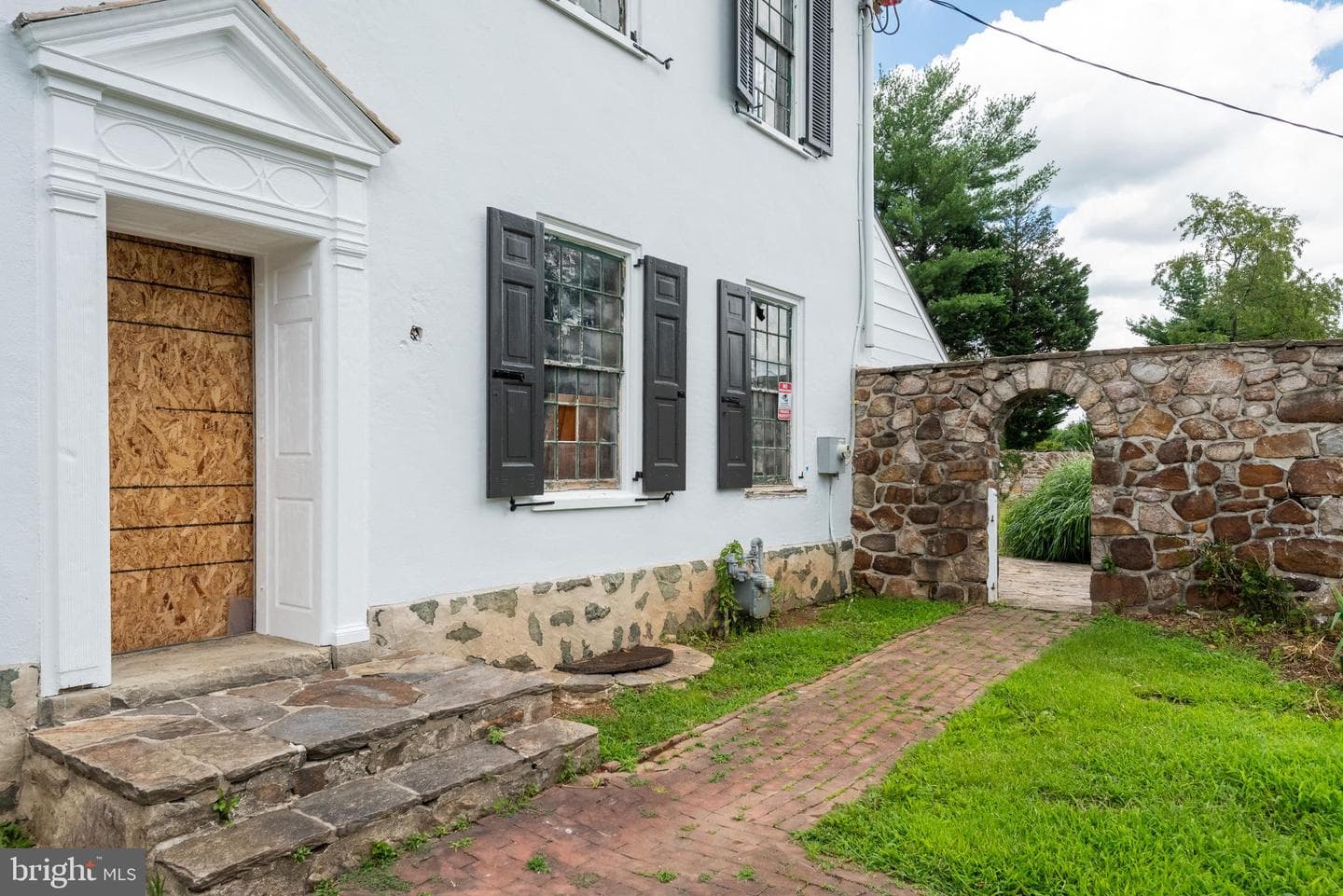 107 Old Lancaster Road photo 9