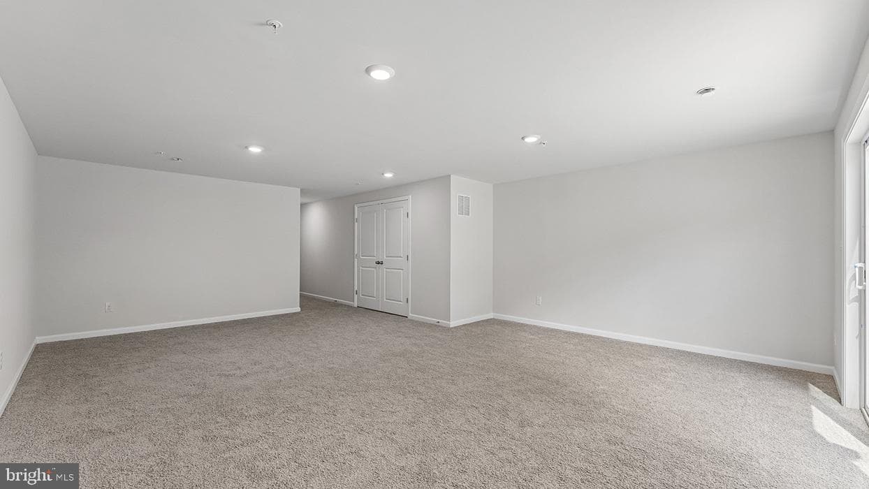 250 Derby Drive photo 25