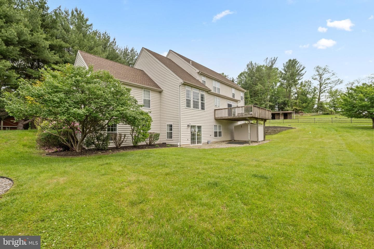 592 W Creek Road photo 54