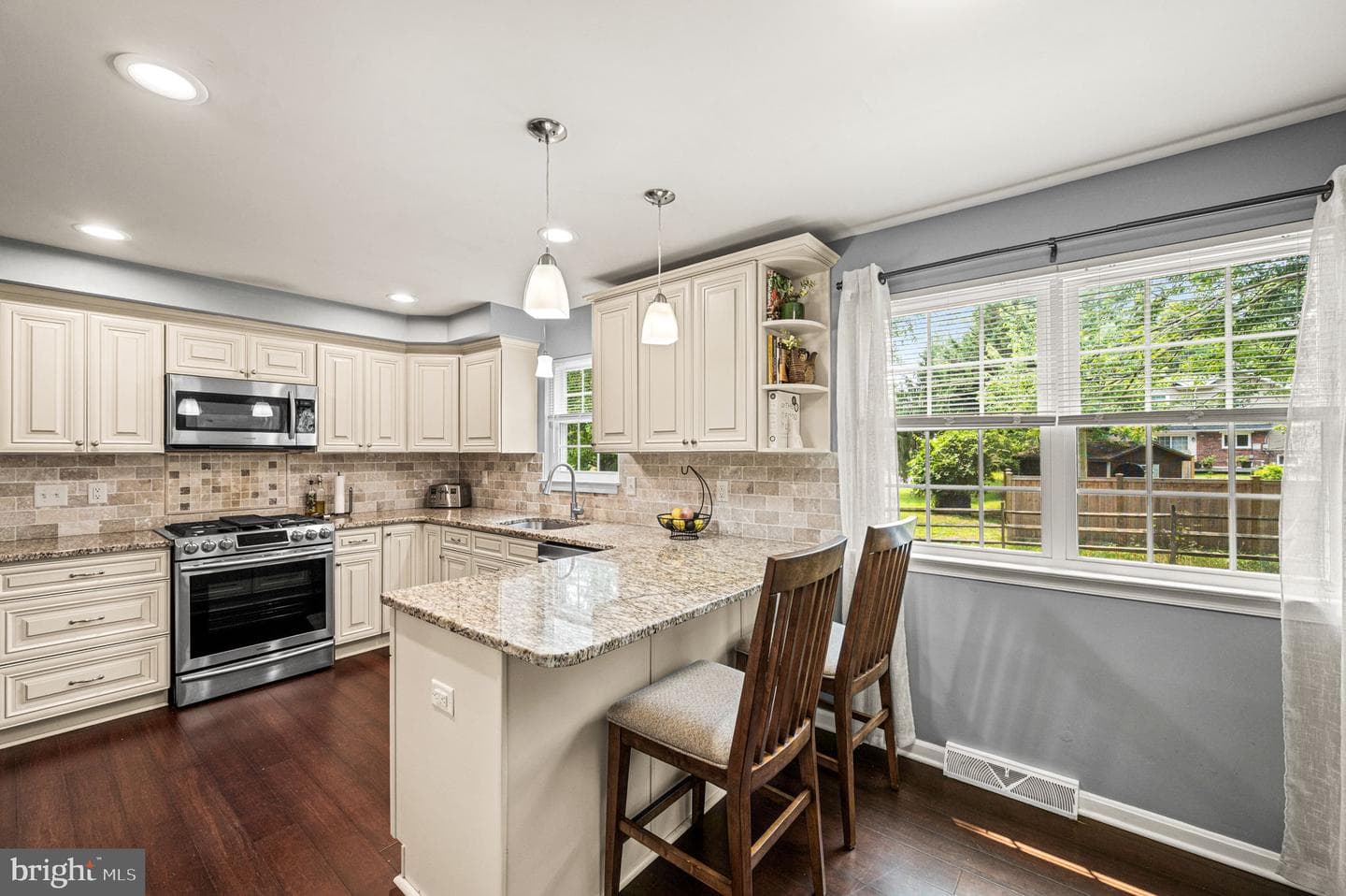 497 Black Swan Lane photo 10