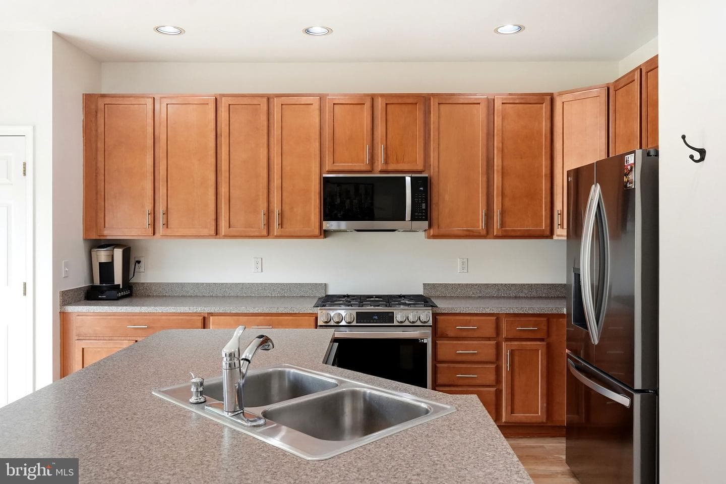 143 Penns Manor Drive photo 25