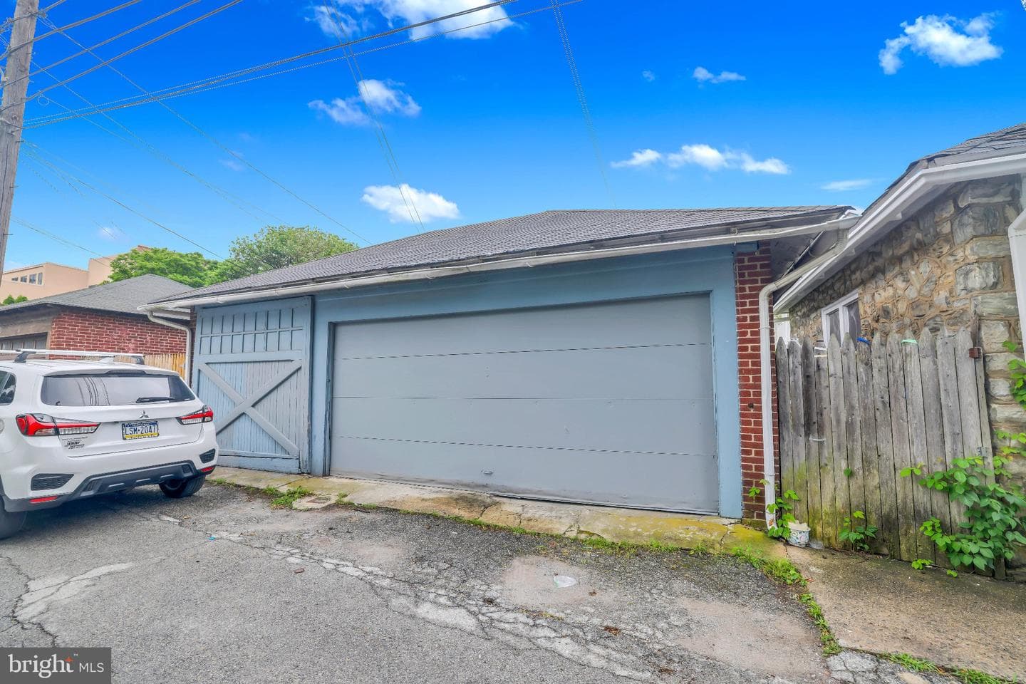 525 Lincoln Highway E photo 40