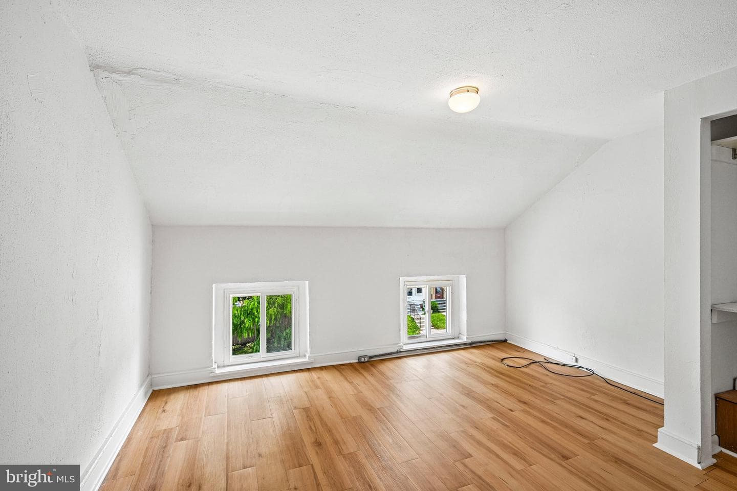 203 Walnut Street photo 24
