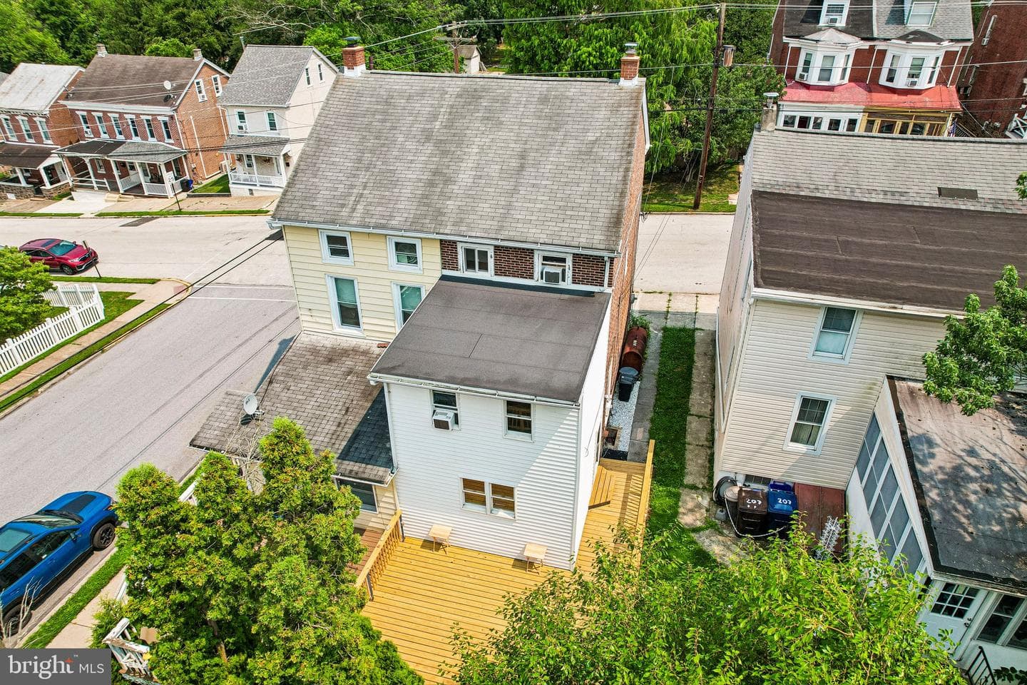 203 Walnut Street photo 27