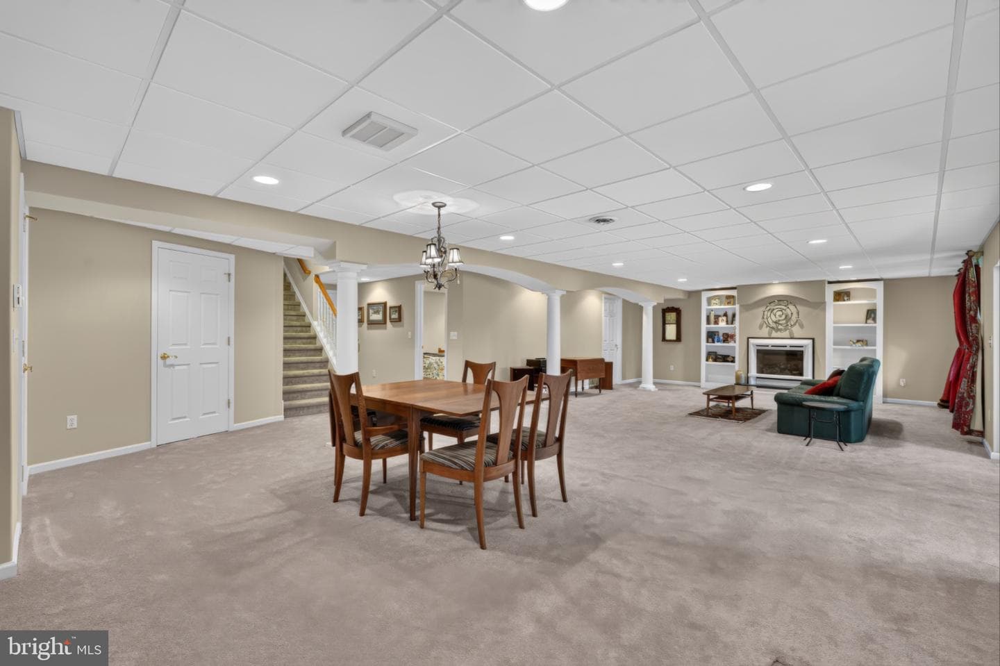 315 Carlisle Drive photo 32