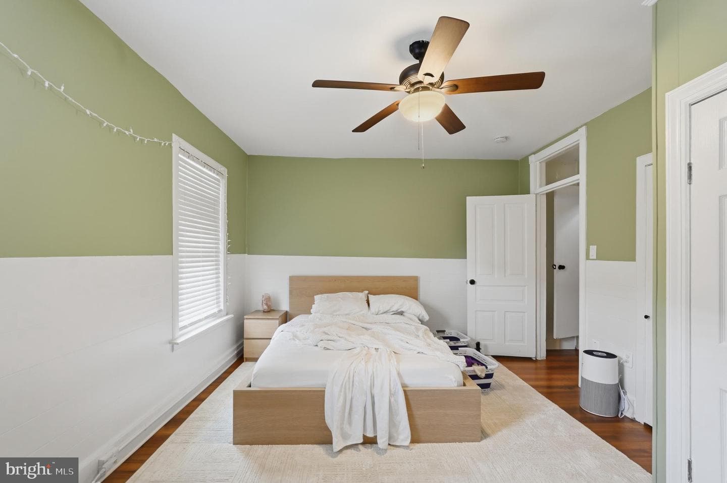 317 Hall Street photo 22