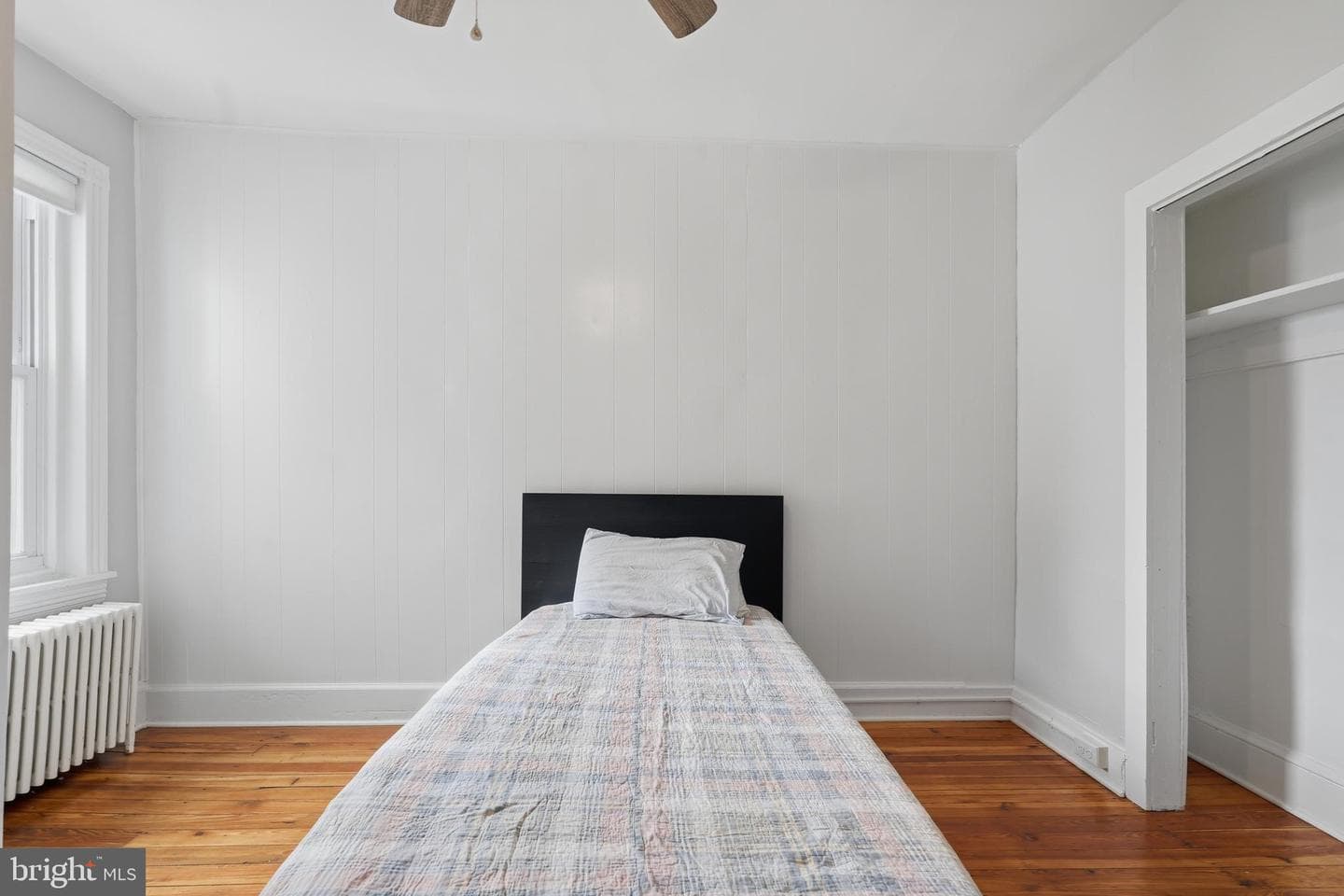 317 Hall Street photo 29