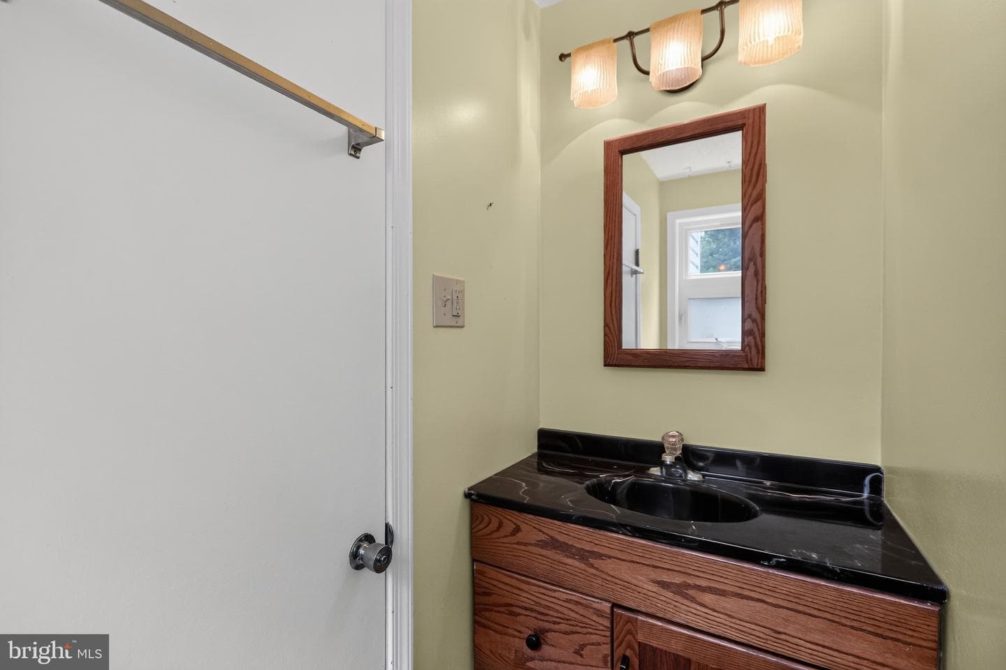 1408 Ponds Edge Road photo 33