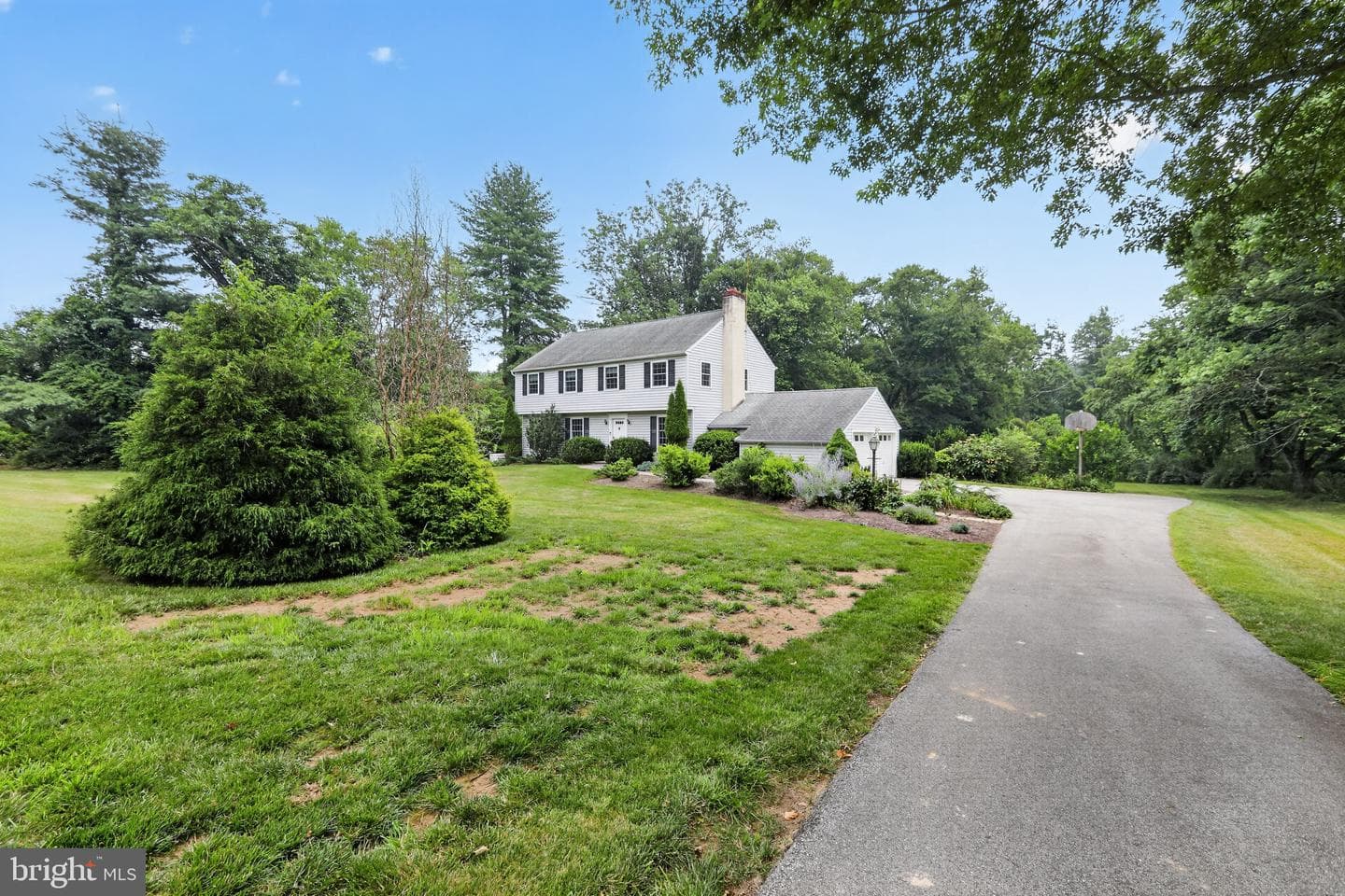 1408 Ponds Edge Road photo 9