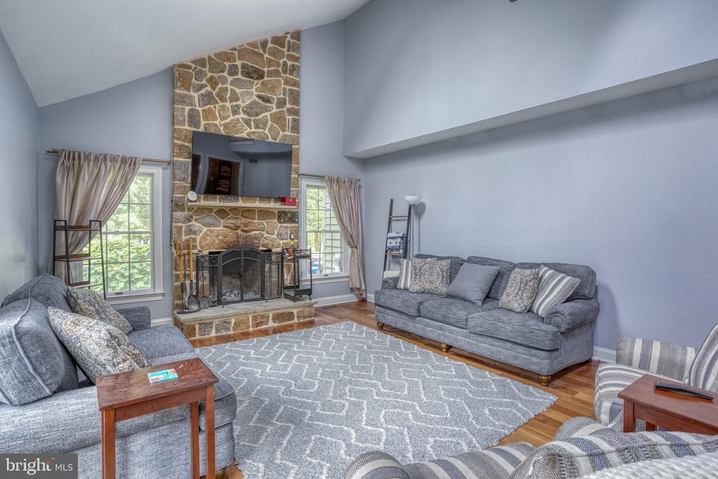 200 Derby Lane photo 16