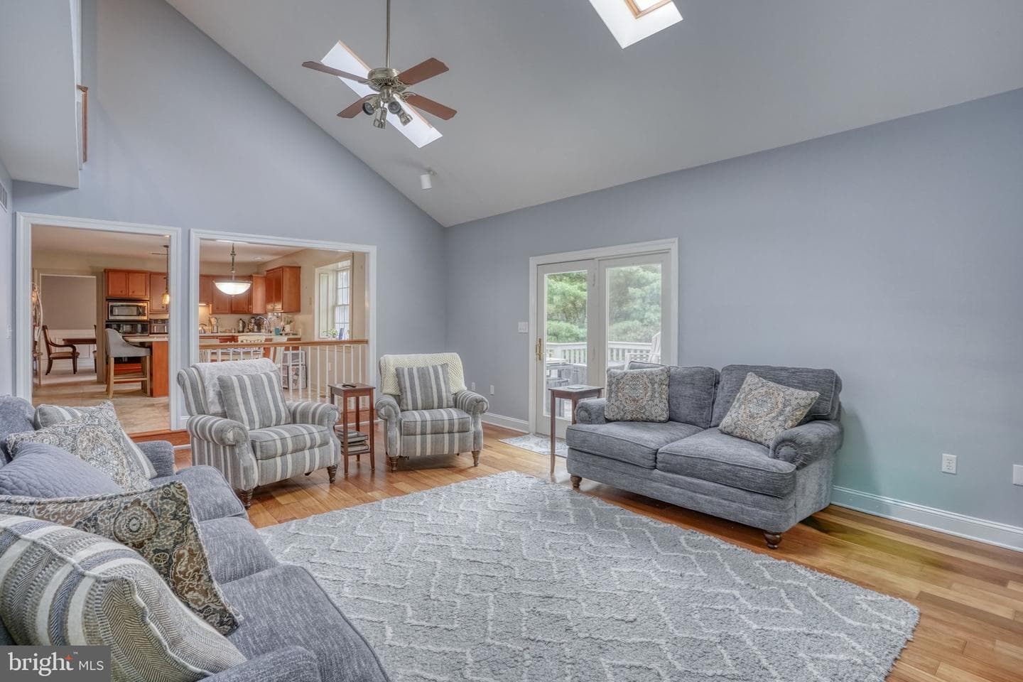 200 Derby Lane photo 18