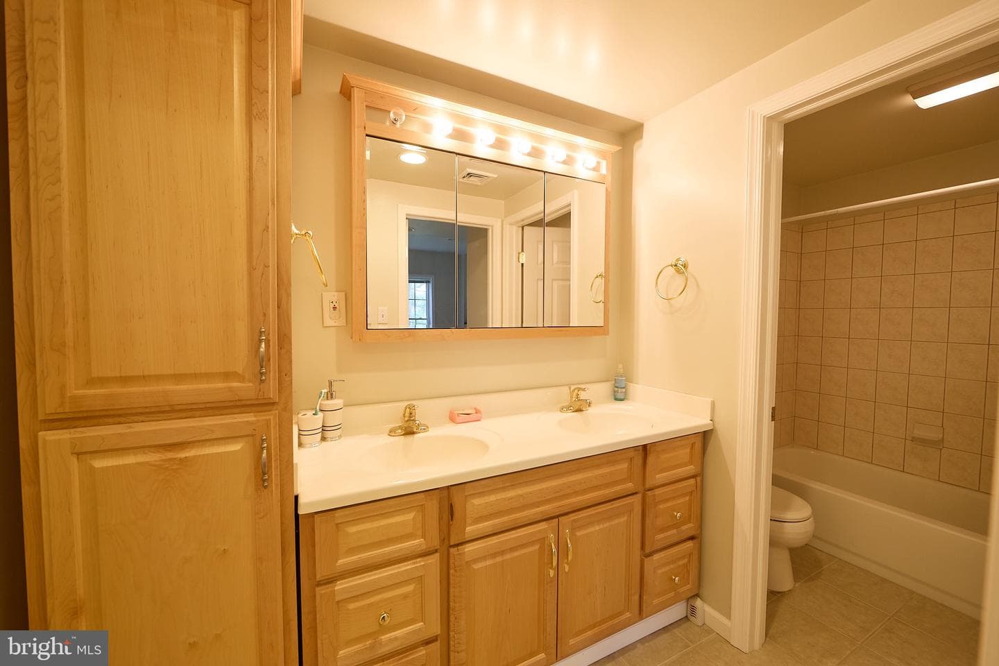 184 Magnolia Drive photo 35