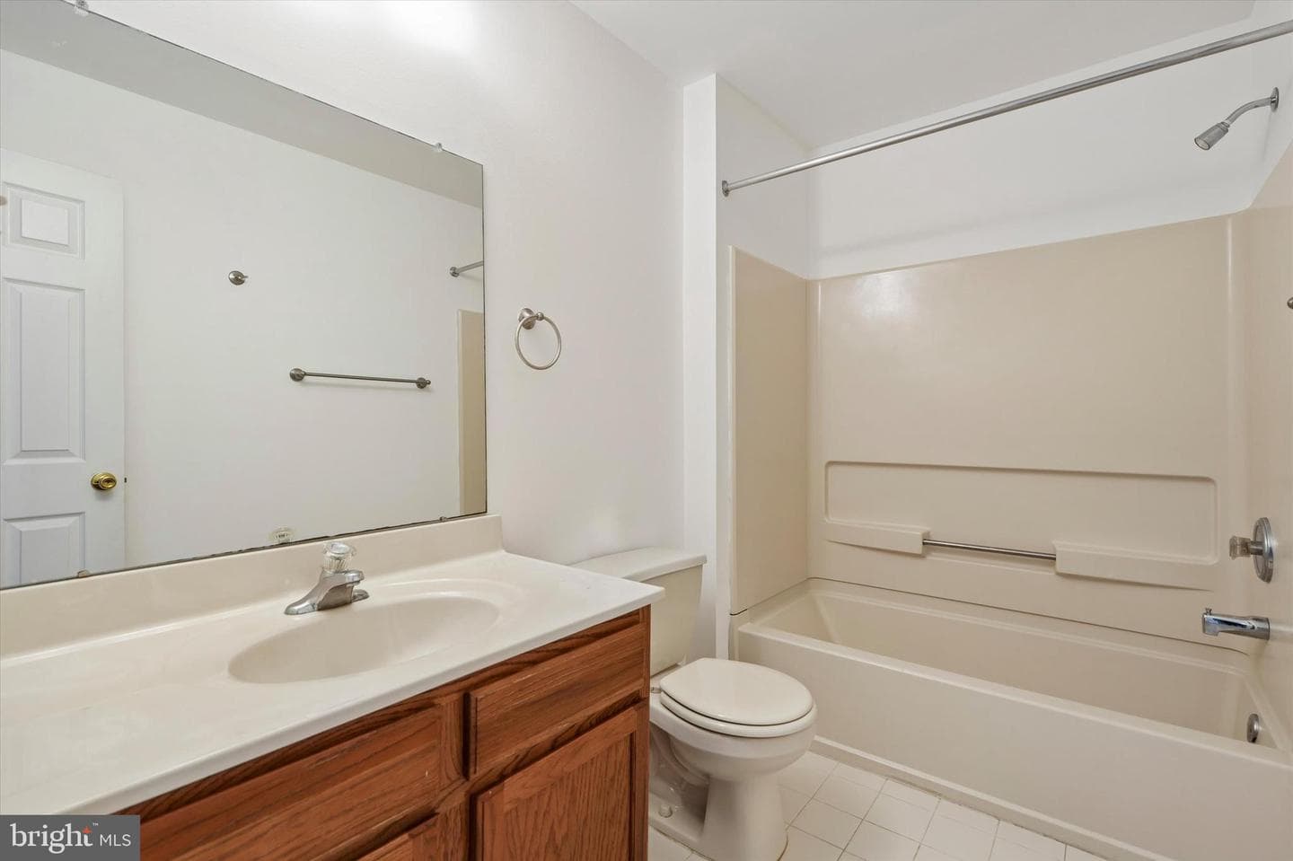 278 Yorktown Court photo 21