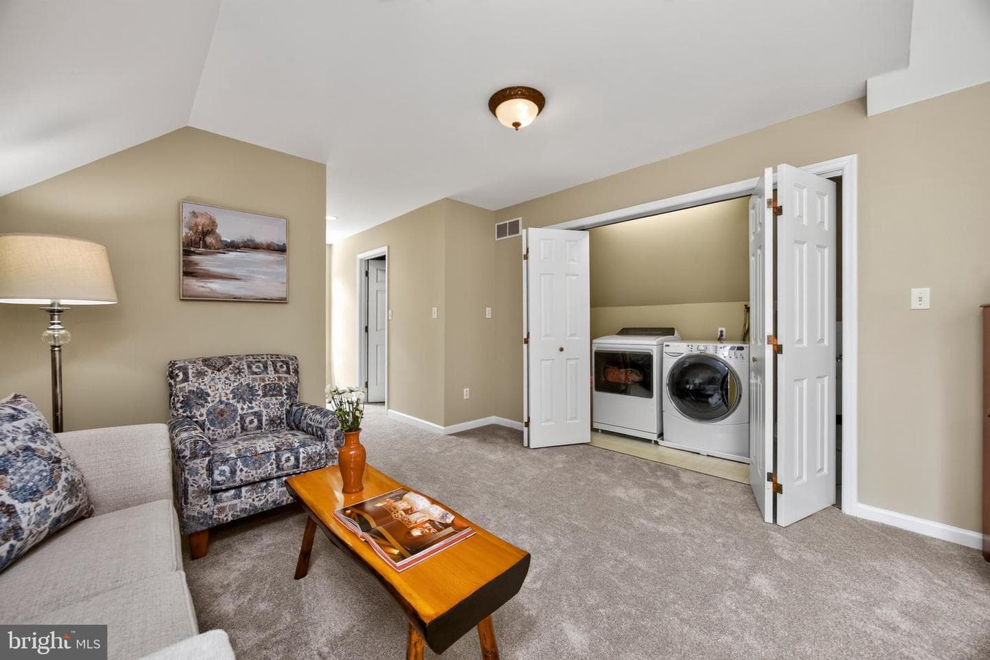 163 Hillcrest Avenue photo 30